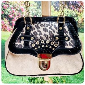 Leopard purse